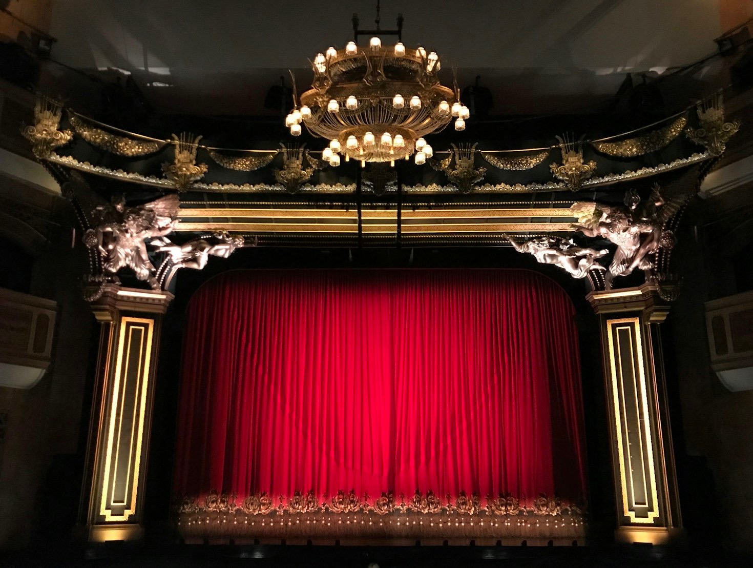La teatroterapia per ritrovare la fiducia perduta